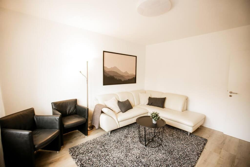 Bonquartier - House - Garden - Forest - Top Road Connection Siegburg Buitenkant foto